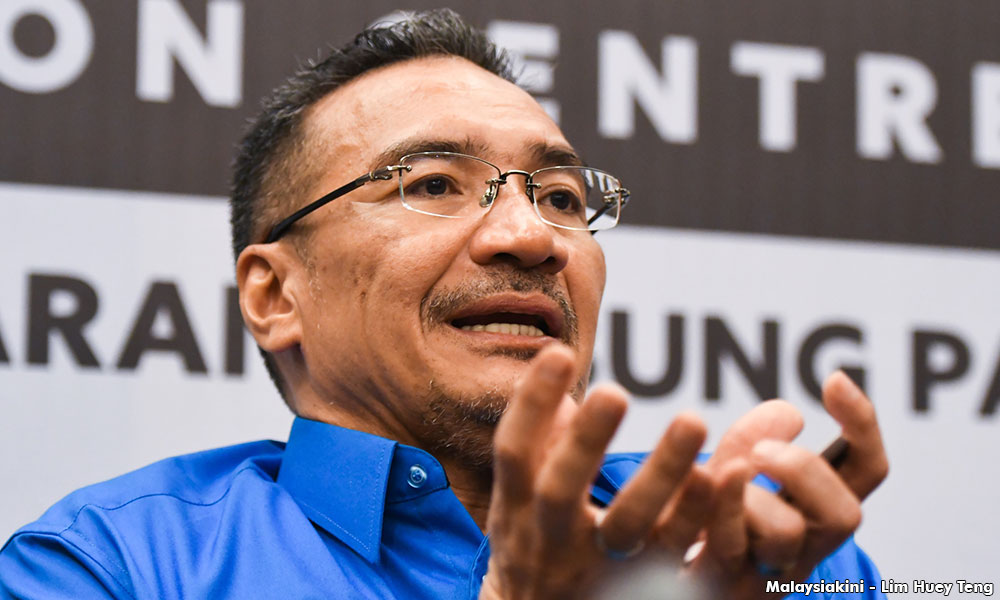 Don’t be influenced by issues, Umno members told