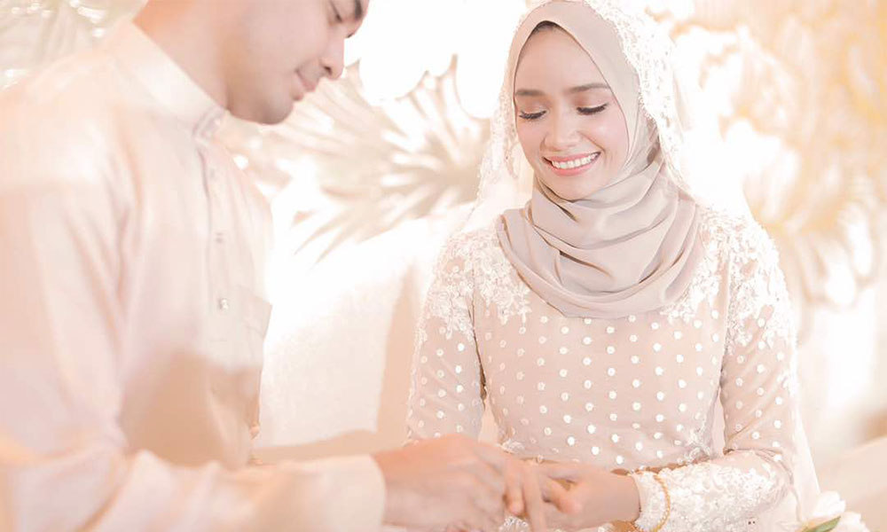 Rupa-rupanya Ummi Nazeera dah nikah lebih awal