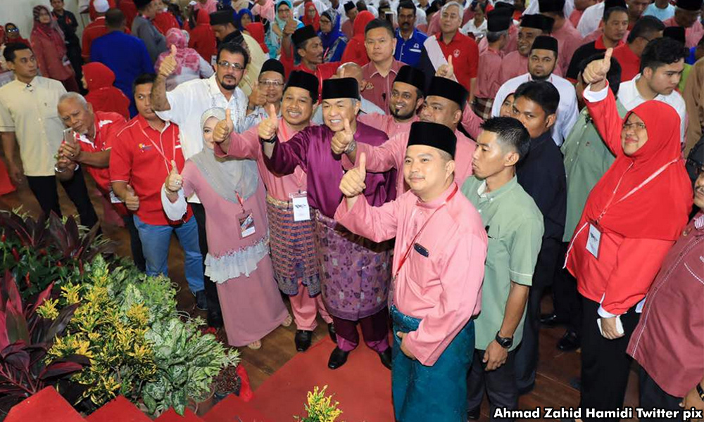 Zahid sedia tapi mahu SPRM juga siasat harta Dr Mahathir