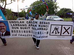 v arumugam bukit selambau independent 030308 banner