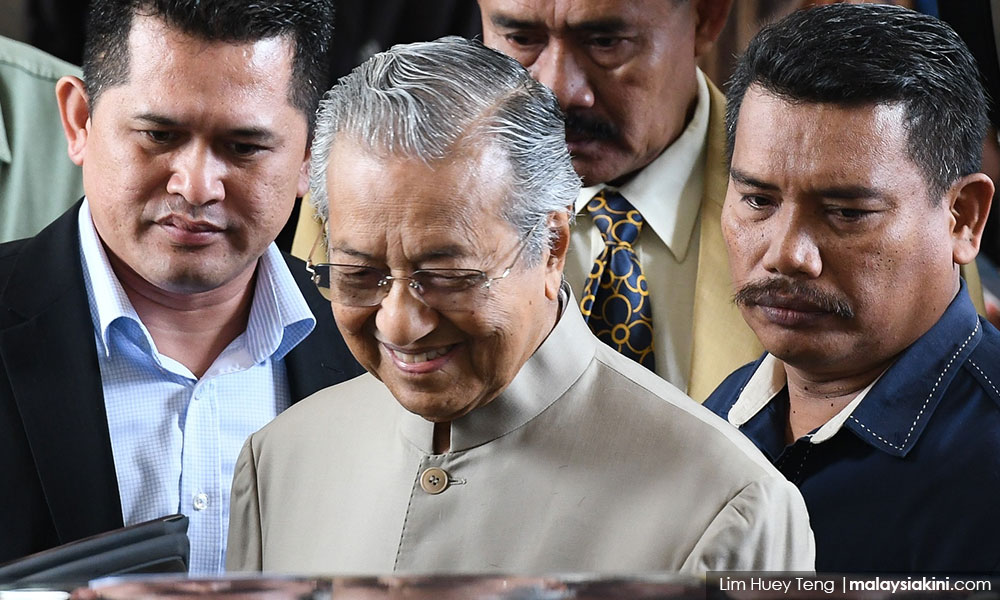 Dr M looked 'normal' when told about RM30b forex losses, RCI told