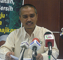 pas pc on phantom voter 030308 roslan shahir