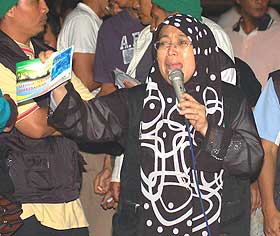 dr lolo ceramah 050308 shout