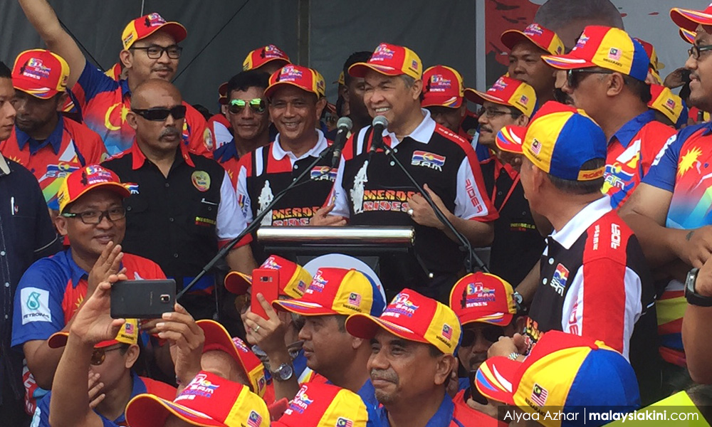 Zahid lancar derma spontan untuk Rohingya