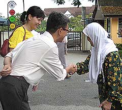 tony pua cast ballot 080308 shake