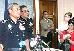 police pc bukit aman rusila arrest 080308 full scene