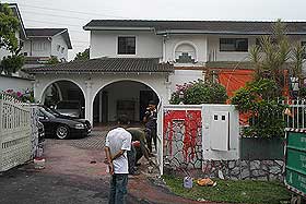 abdul rashid ec chairman house red paint splashed 060308 house