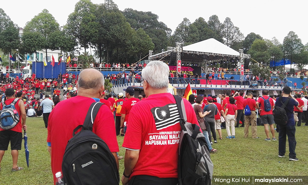 Lower youth turn out at anti-kleptocracy rally bad sign for Harapan