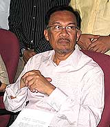 anwar ibrahim pc 110308 4
