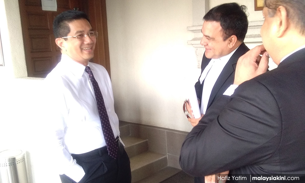 500 peneroka Ijok akan heret Azmin ke mahkamah, kata peguam