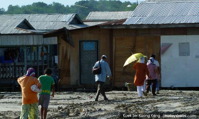 poverty in malaysia article