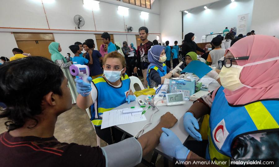 Malaysiakini Free B40 Insurance To Cover More Diseases Older Patients