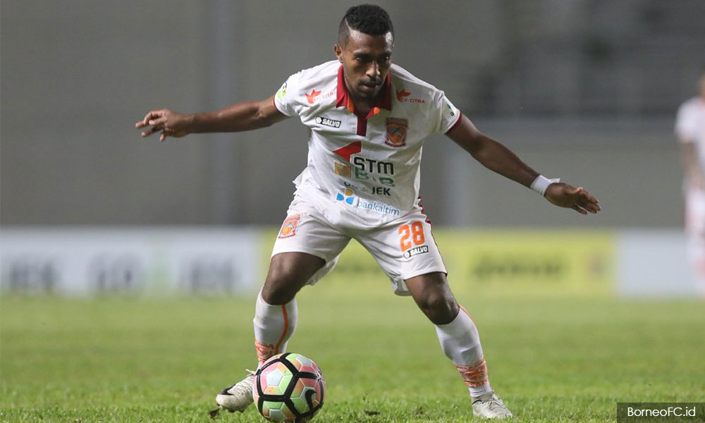 Pemain bola terpantas dunia nak bina rumah untuk ibu