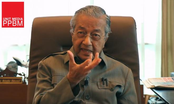 Lebih baik Najib letak jawatan sekarang, kata Dr M