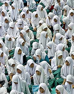 malay muslim girl students tudung