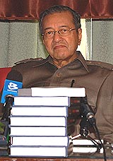 mahathir book event 210308 04