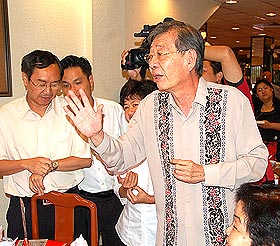 keng yaik dap perak 140308 telling them off