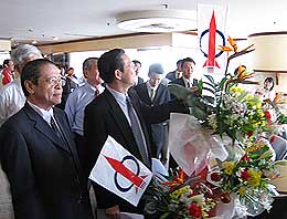 080311 lim guan eng swearing in ceremony flower from pgcc
