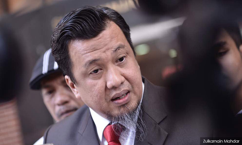 Sabah urged to bar 'rude' peninsula figures after Hamzah's remark