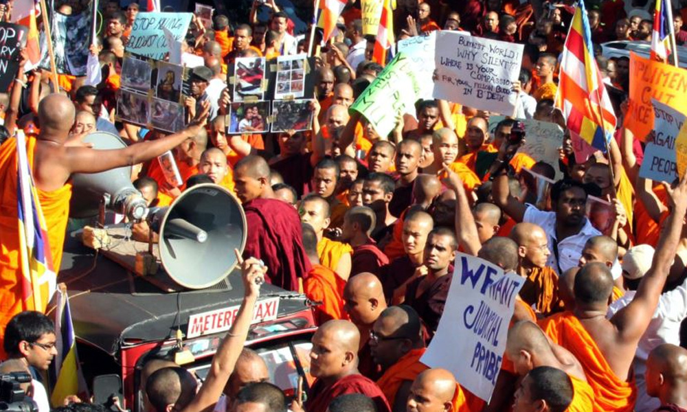 Sri Lanka arrest 19 after Buddhist-Muslim violence; four injured