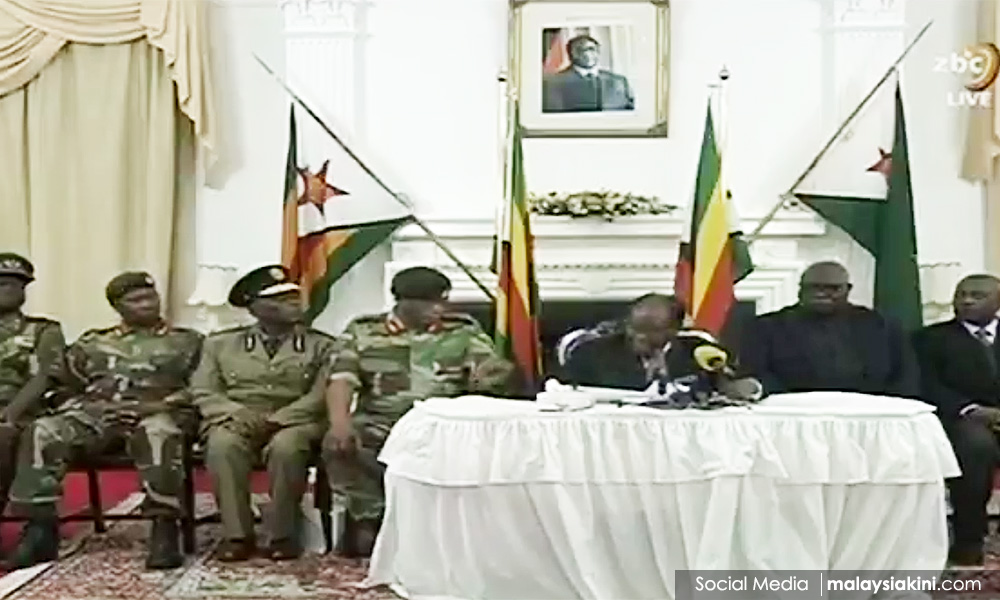 Mugabe letak jawatan, ‘Buaya’ dijangka ambil alih
