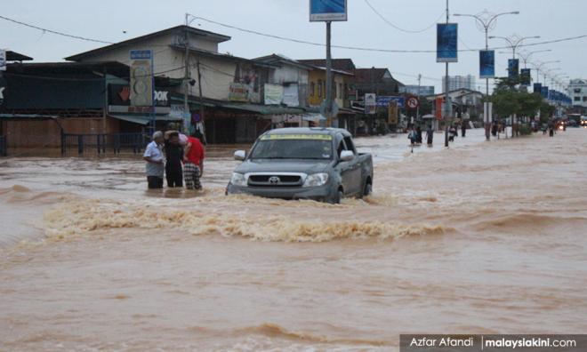 Mangsa banjir Kelantan meningkat kepada 14,237