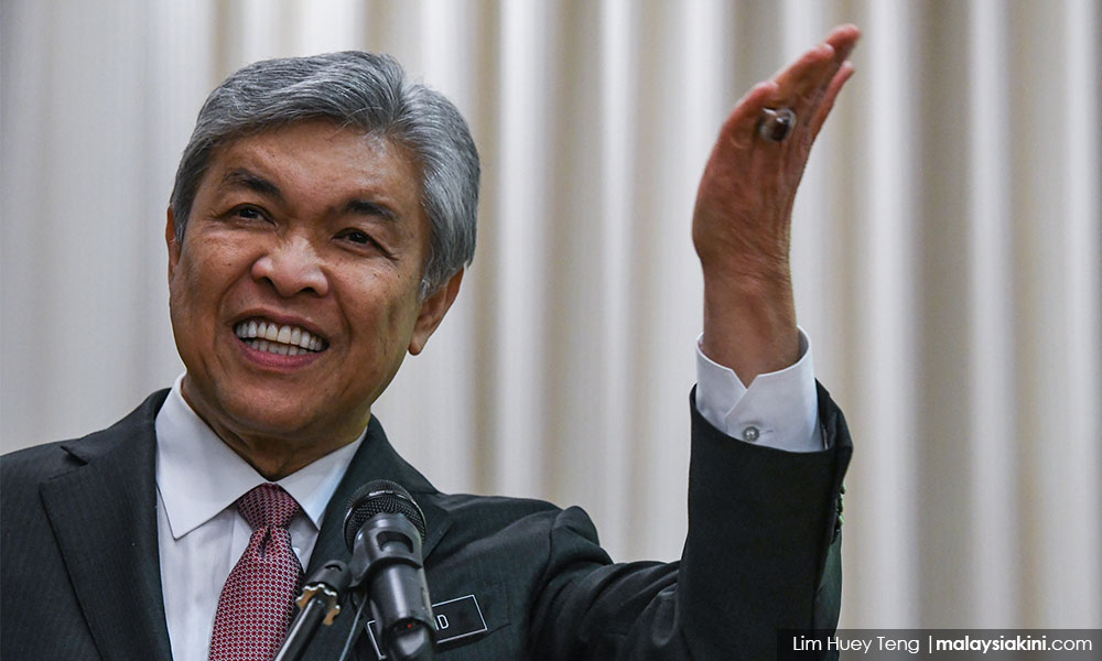 Zahid delights Bagan Datuk Chinese voters with Mandarin phrase