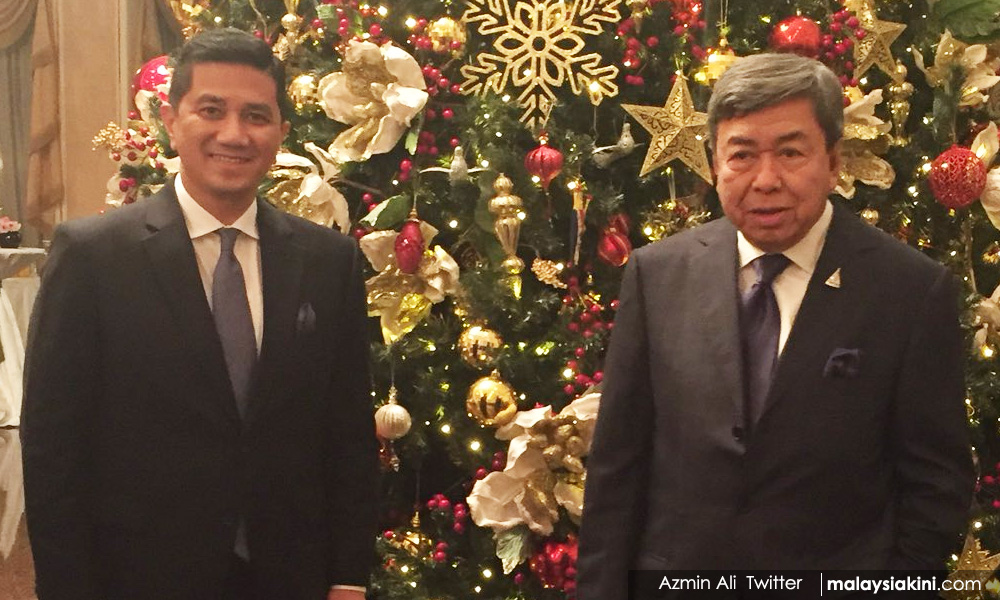 Azmin: Sultan's advice on playing up 'sensitive issues' timely