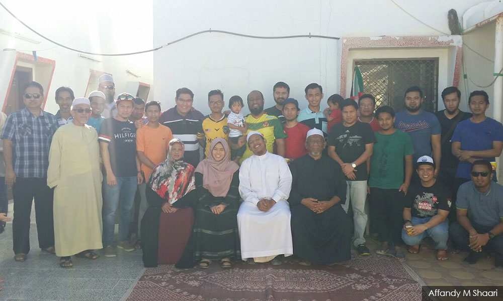 Kampung warga Malaysia di Al Ain