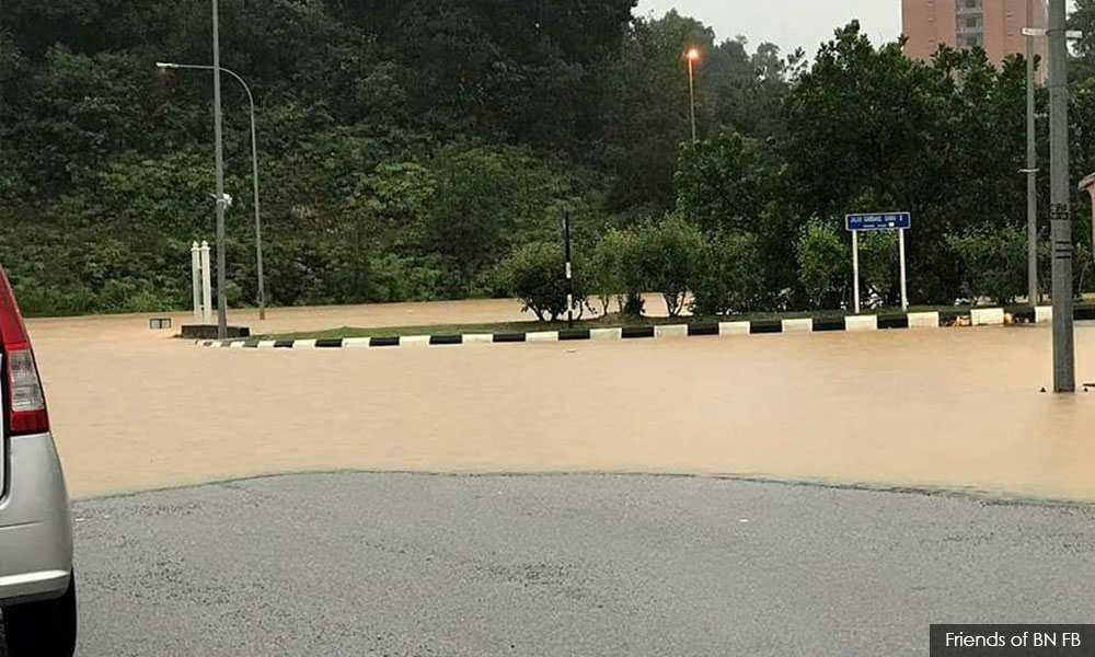 Jumlah Mangsa Banjir Di Pahang Dan T Ganu Berkurangan