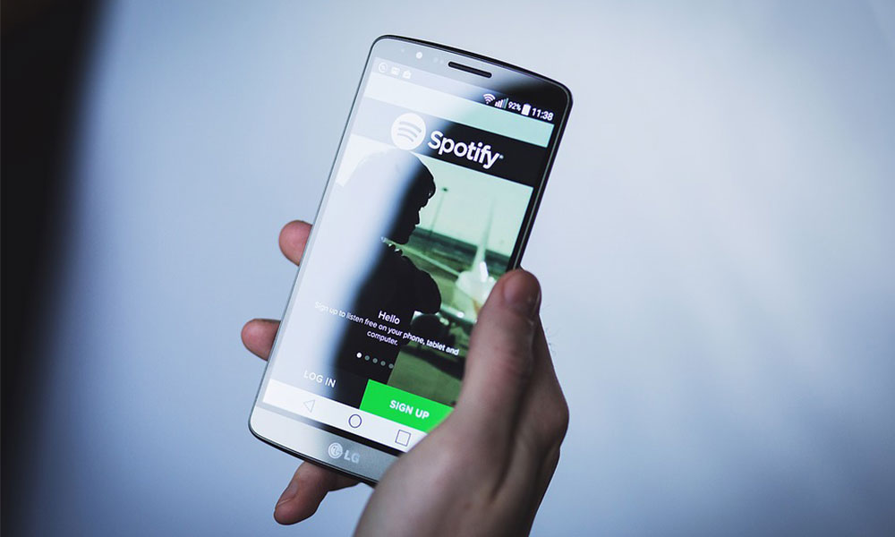 Cops: Fahmi arrested for jealousy-themed Spotify playlist