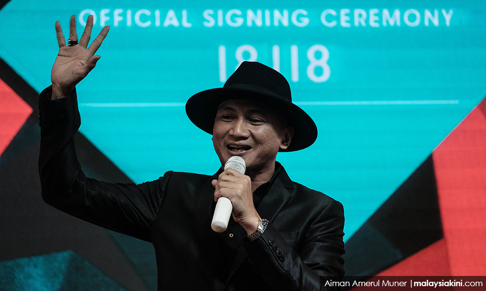 Anji belajar bahasa isyarat untuk hiburkan orang pekak