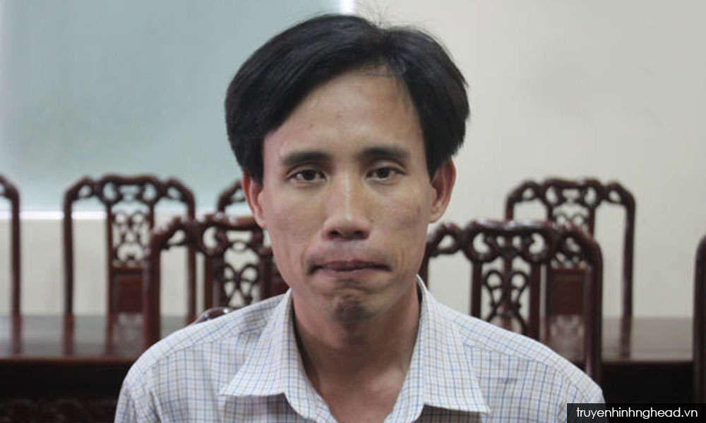 Vietnam jails environmental blogger for 14 years
