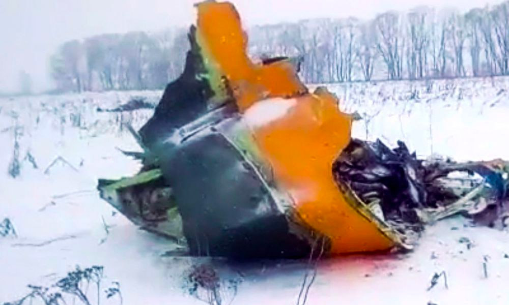 Russian plane crashes near Moscow, killing 71 people