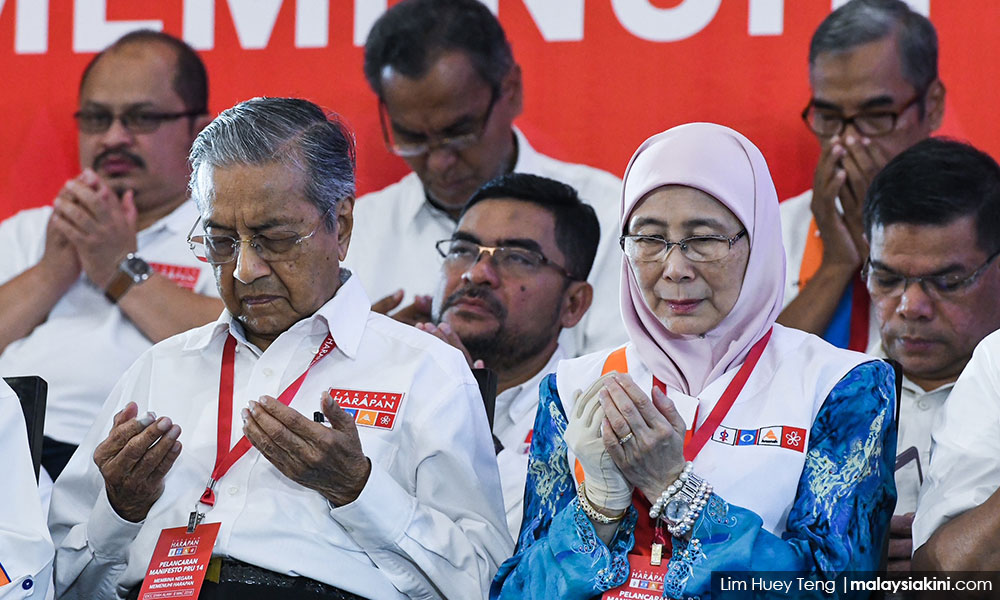 Say goodbye to elections should Najib win, Mahathir warns