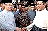 mahathir pak lah friday shaking hands 050508