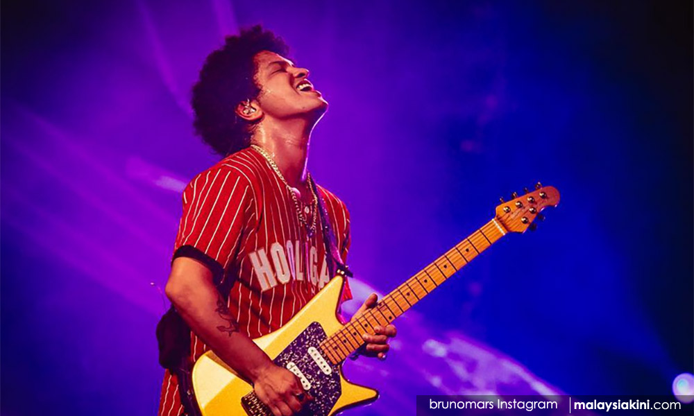 Bruno Mars tetap teruskan konsert pada hari mengundi