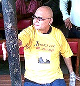 raja petra released from prison 090508 05