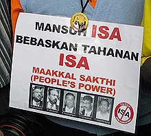 hindraf klcc anti isa protest 110508 03
