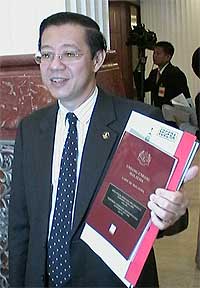 lim guan eng parliament pc 080508 01