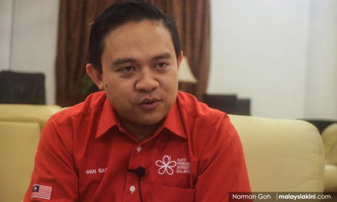 Tetapkan tarikh tutup pendaftaran vaksin - Wan Saiful