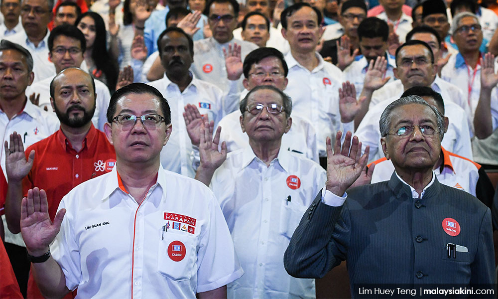 DAP kini menjadi pak turut Mahathir