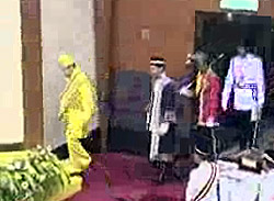 selangor dun webcast 210508 sultan enter