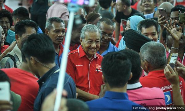 Day 1 Ceramah Audience Member Raps Arul Kanda On 1mdb