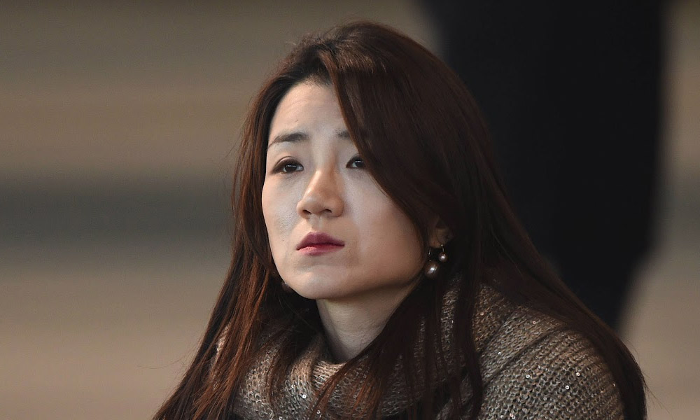 Korean Air daughter appears for police questioning