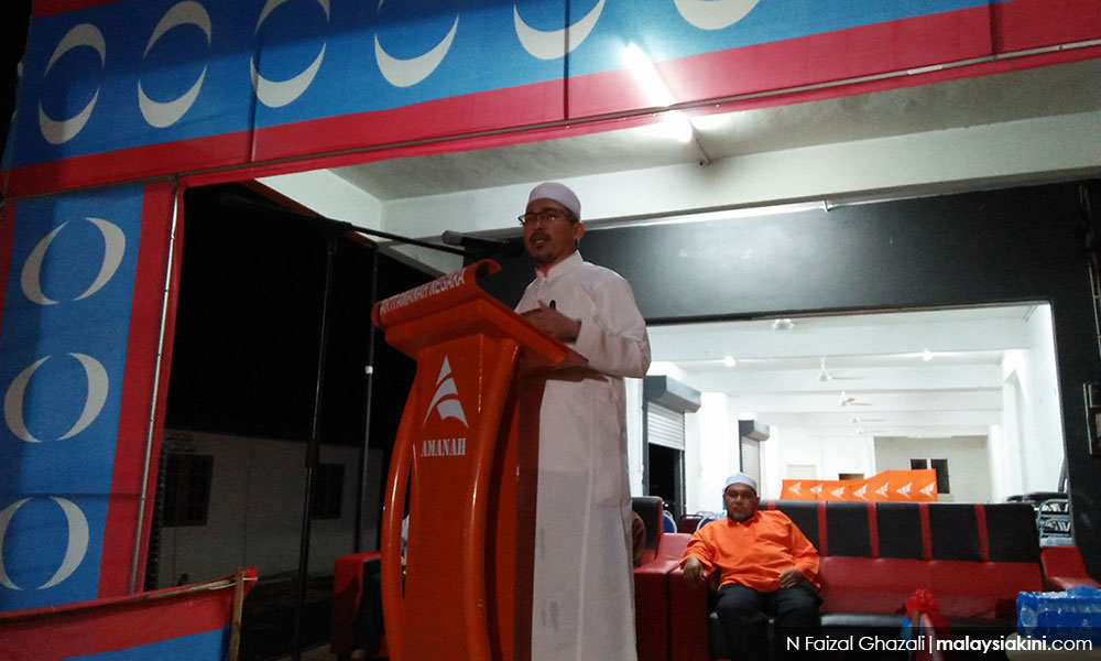 Hari ke-4: Nik Omar jumpa bonda, Veteran Umno kempen HARAPAN