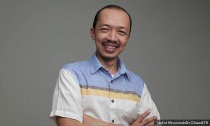 J-Kom chief under fire over 'Cina sesat' post against govt critics