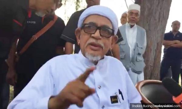 Pas Terima Permohonan Maaf Mahathir