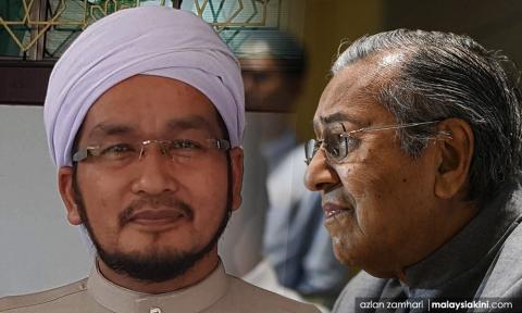 Ulama Pas Saran Mahathir Lawat Kubur Sendiri