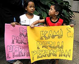 kg abdullah hukum dbkl protest memo 230508 04